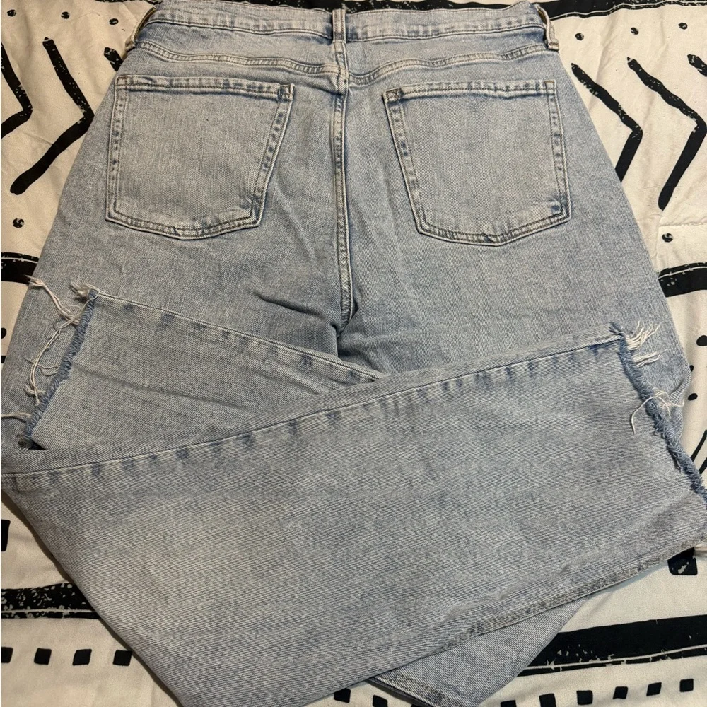 Old Navy jeans - Picture 3 of 3